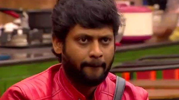 அனிதா சம்பத் மாஸ்க்