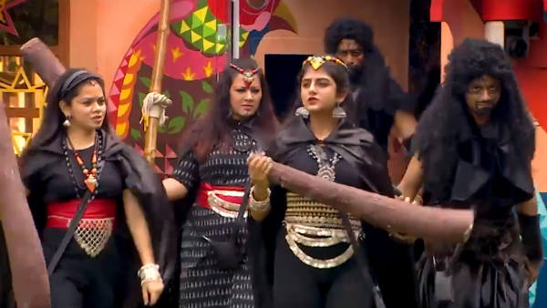 அழகிய அரக்கி
