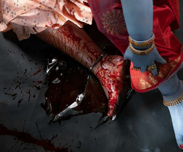 பலரின் கண்களிலும் கண்ணீரை