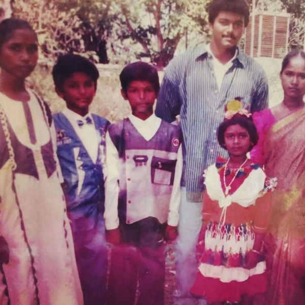 இயக்குனராக அறிமுகம்