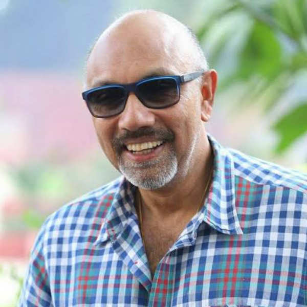 இயக்குனராக