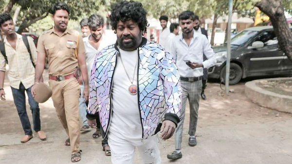இருவரும் தனித்தனியாக