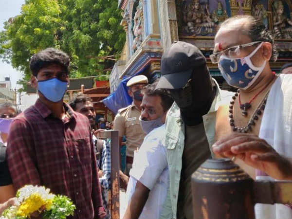 மீனாட்சி அம்மனை வேண்டி