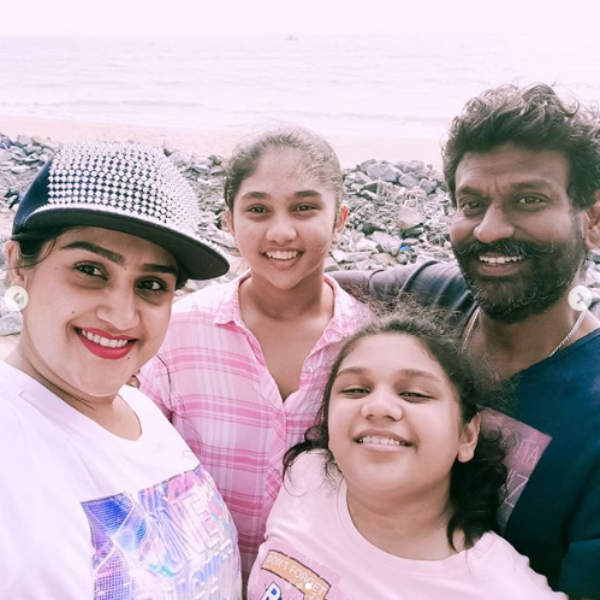 ஒரு குடும்பத்தை அழித்து