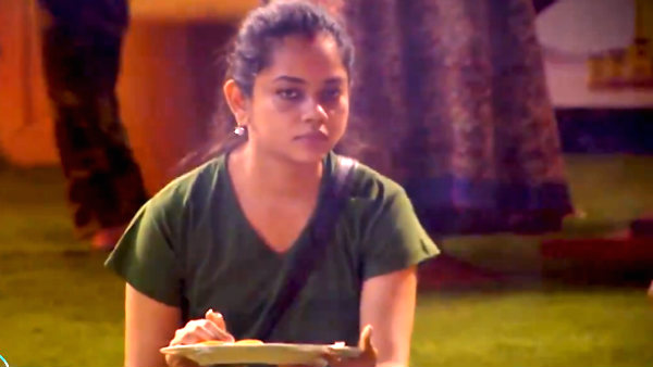 கால்ல விழுவீயா?