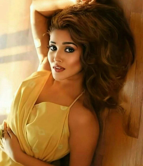 பாசத்தால் கண் கலங்க