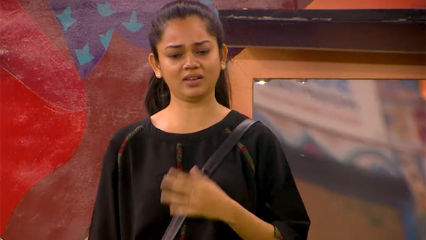 அனிதாவையும் அனுப்பிடுங்க