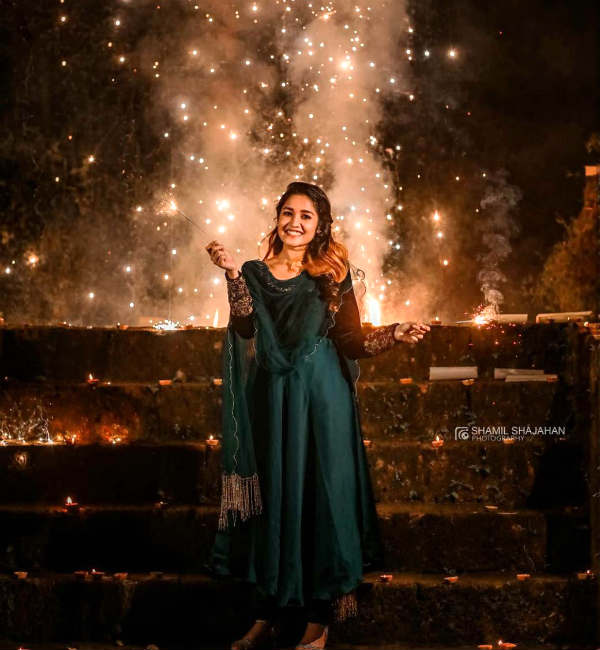 அணிகா சுரேந்தரன்