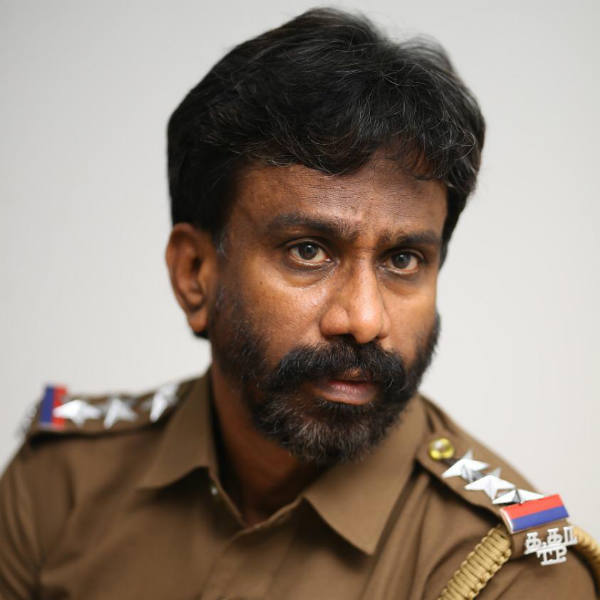 லாக் டவுன்