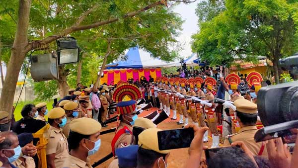 அரசு மரியாதை