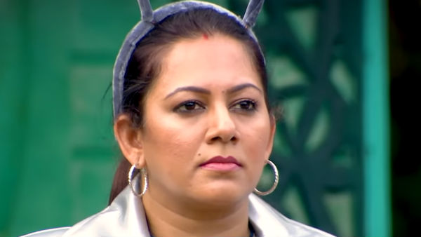 கண்ணீரை கொட்டிய அர்ச்சனா