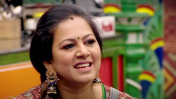 மூக்கை நுழைத்த அர்ச்சனா