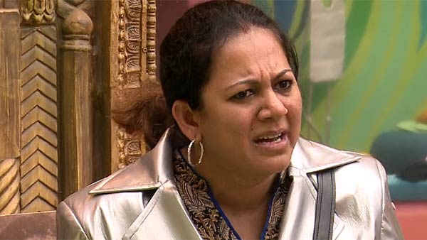 அடிச்சுக்கிட்டே இருந்தா எப்படி?