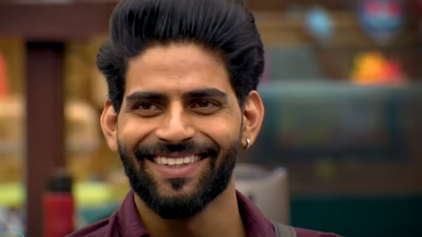 வெளியே போனதும் கிடைக்கும்
