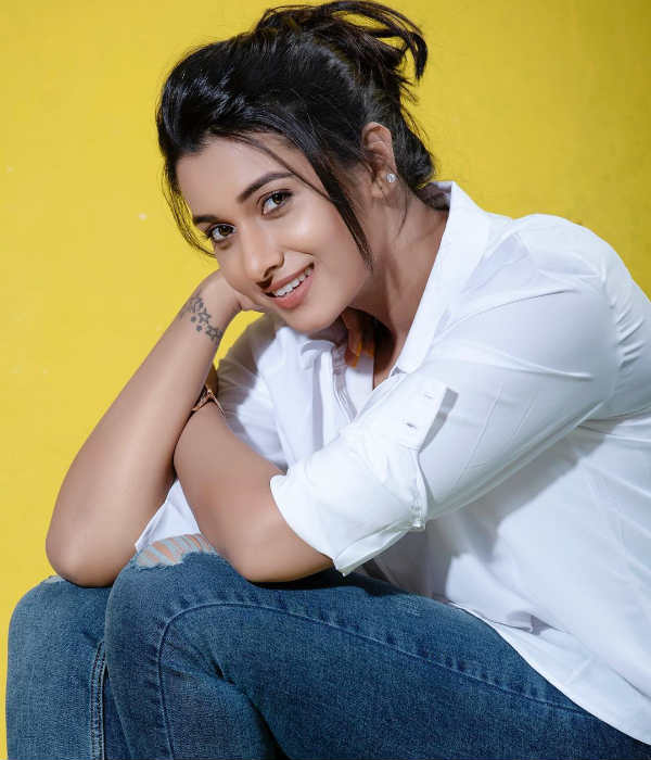 ஆக்சன் காட்சிகளில்