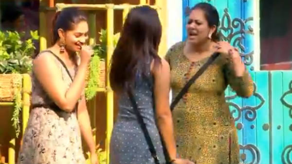 பாட சொன்ன அர்ச்சனா