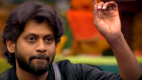 மிக்சர் திண்ணிகள்