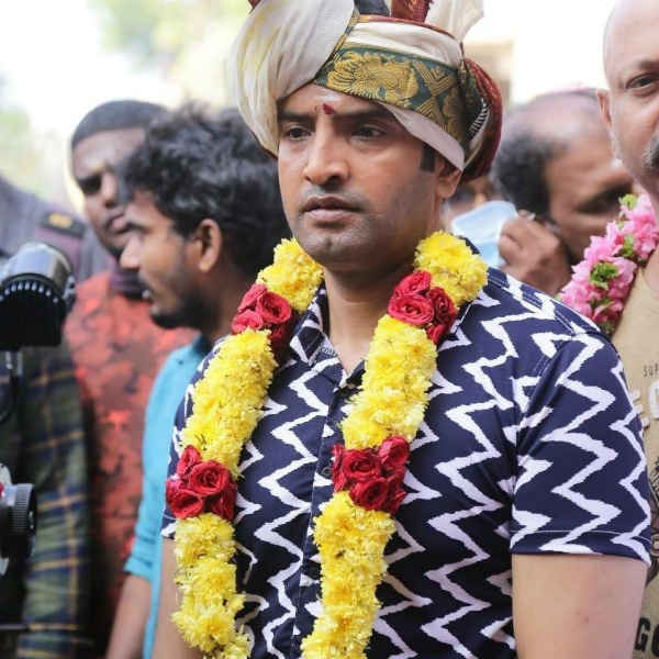 அனைவரும் விரும்பும்படி