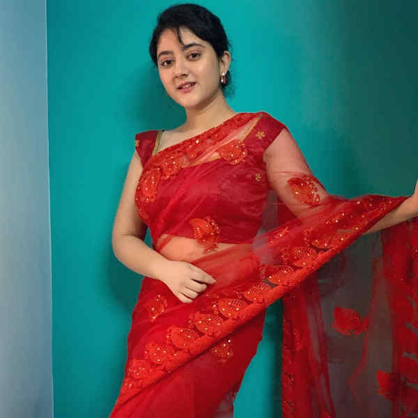 பின்தொடரும் ரசிகர்கள்