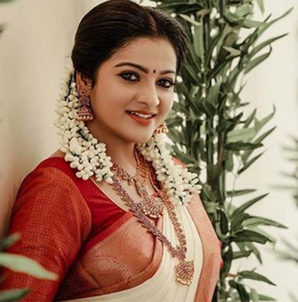 பாண்டியன் ஸ்டோர்ஸ்