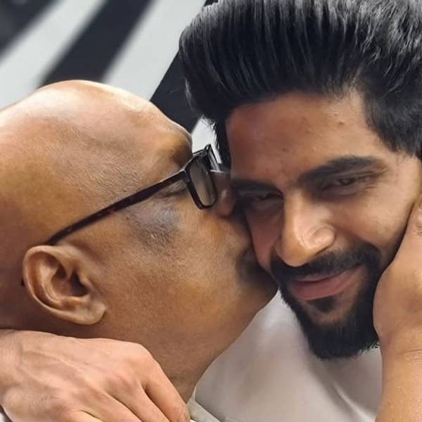 ஆரியுடன் எடுத்த போட்டோக்கள்