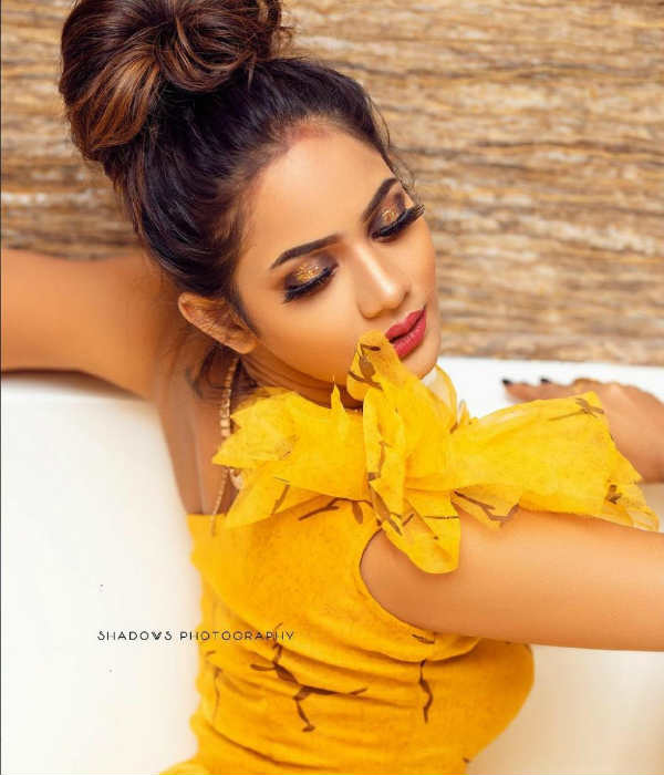 மற்றொரு முகத்தையும்