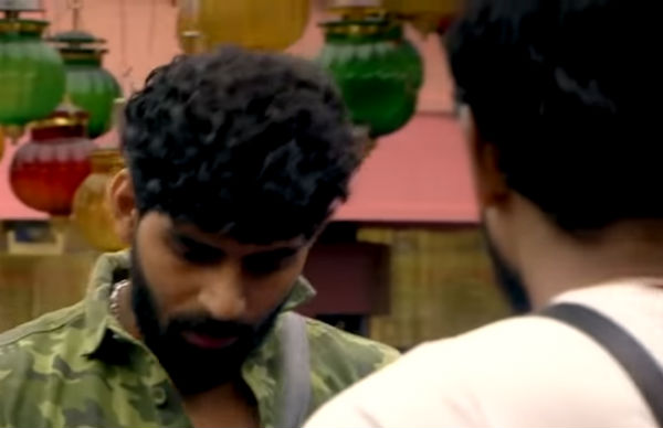 வயதில் மூத்தவர் ஆரி