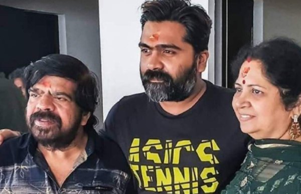 3 அணிகள் போட்டி