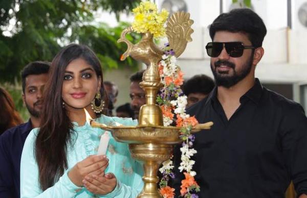 மகத் யாஷிகா காதல்
