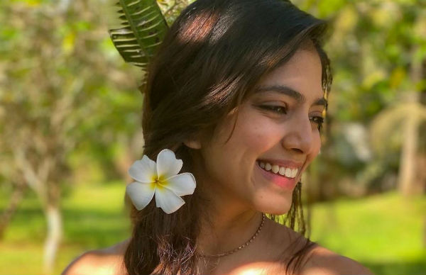மாளவிகா மோகனன் கதாநாயகியாக