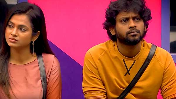 சிரிப்பு மாஸ்க்