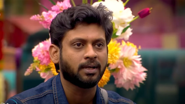பெட்டிகளில் வெயிட்டிங்