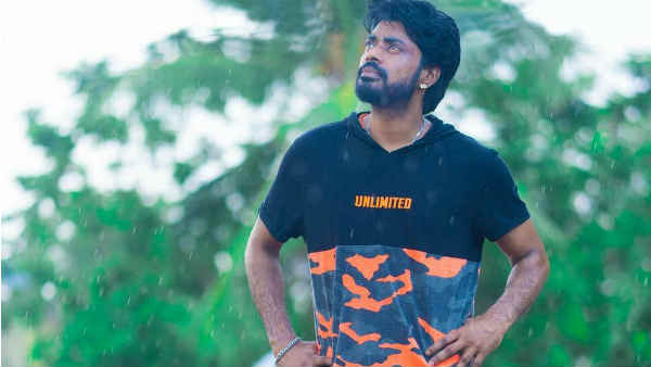 வித்தியாசமான டைட்டில்