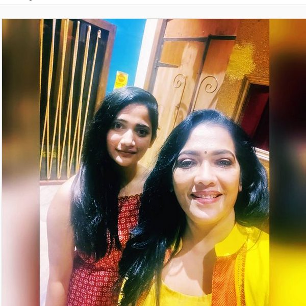 சக்சஸ் பார்ட்டியில் சந்திப்பு