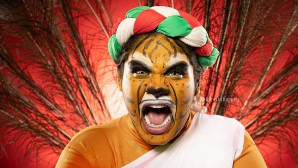 பாயும் புலிகளும் நாங்களே