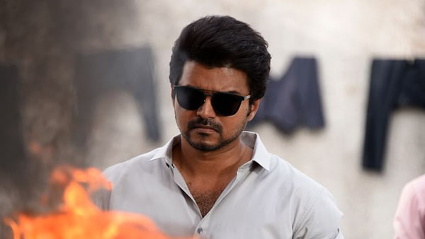 தியேட்டர்களில் விதிமீறல்