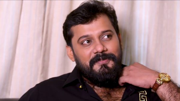டாக்டர் பட்டம்