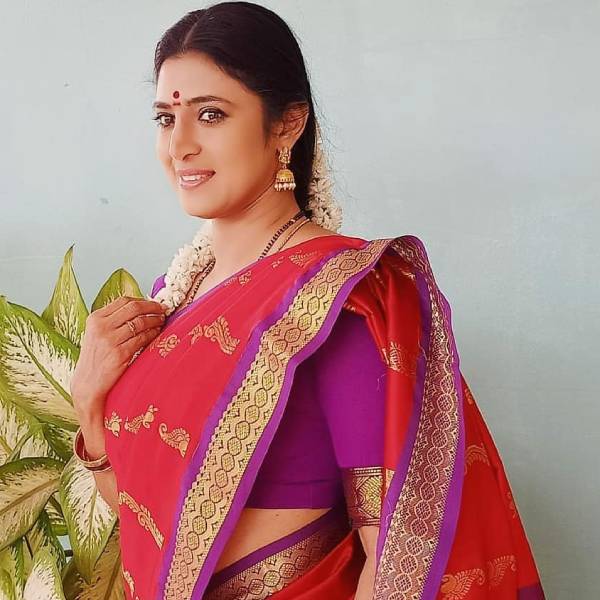 கிளாமர் போட்டோக்கள்