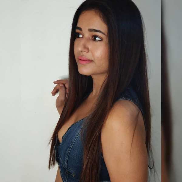 மேக்கப் போடாதீங்க