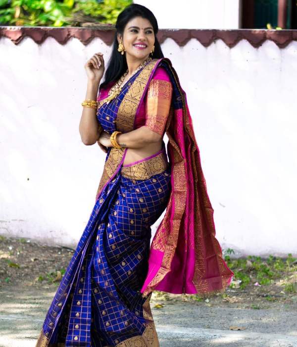 கண்ணால் மிரட்டல்