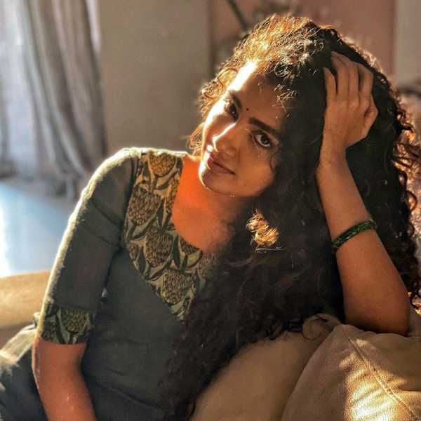 100 நாட்களை