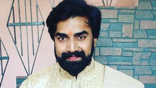 மும்பை குடியிருப்பில்