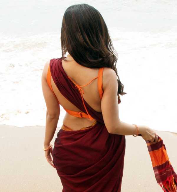 கவர்ச்சி ஆயுதம்