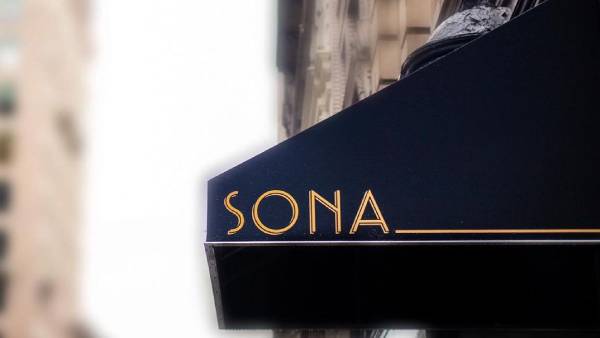 Priyanka Chopra dives into a new business venture Priyanka Chopra dives into a new business venture