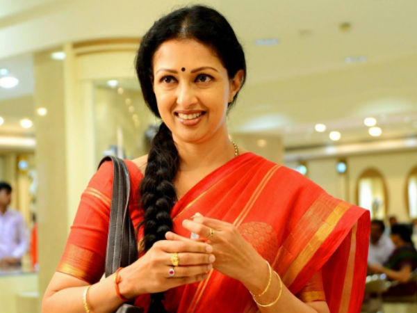 தீவிர பிரசாரத்தில் கவுதமி