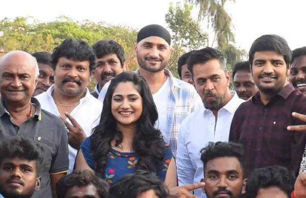 3 மொழிகளில் டப் ஆகிறது
