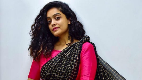கவினுடன் காதல்
