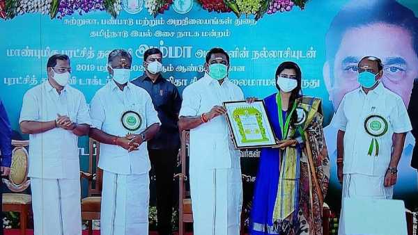 தாறுமாறான கவர்ச்சியில்