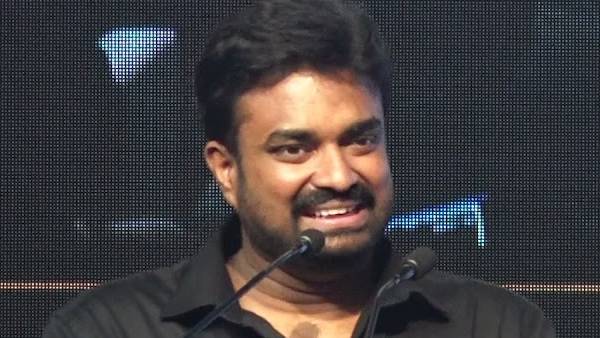 வெறும் அரசியல் கதை அல்ல