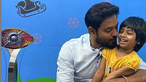 AARIS FIRST EVER INSTAGRAM REEL VIDEO WITH RIYA FOR KANNANE KANNE SONG AARIS FIRST EVER INSTAGRAM REEL VIDEO WITH RIYA FOR KANNANE KANNE SONG